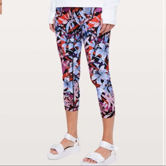 Lululemon Wunder Under Crop (Hi-Rise) - Picture 1 of 7